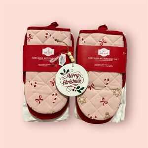 Holiday Time 4 Piece Kitchen Accessory Set with Ornament